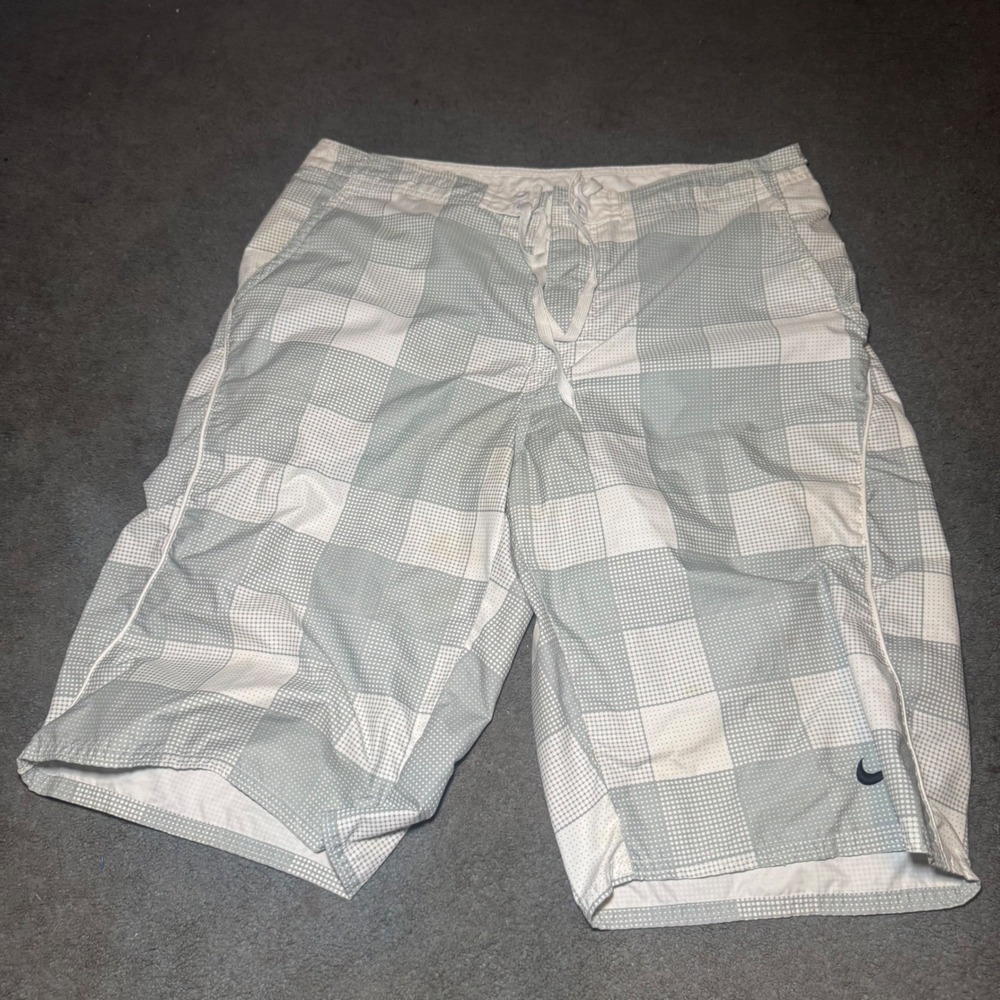 Nike Athletic Dept Mens Board Shorts Grey White Checkered Swim Trunks Size 34